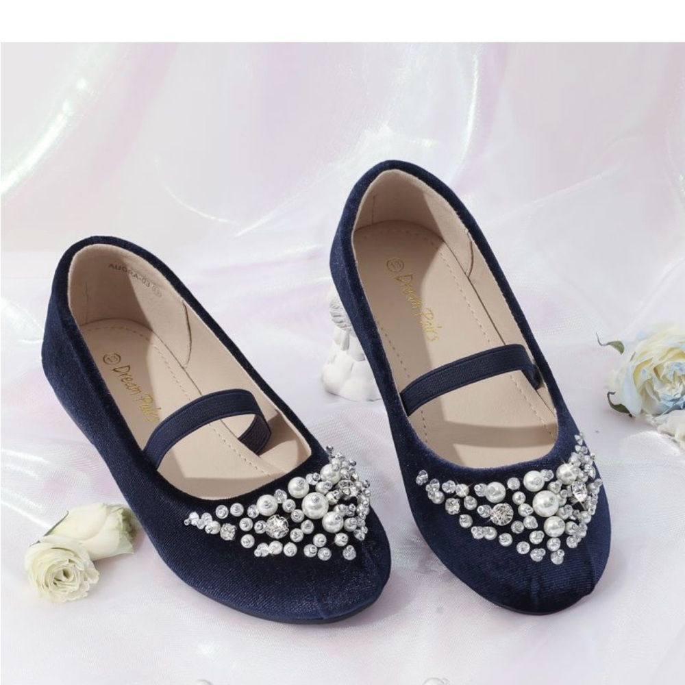Elegant Navy Blue Embellished Flats